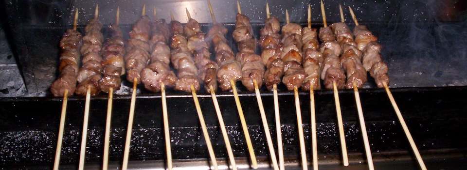 Arrosticini abruzzesi di Canzano - Picture of Hostaria Pizzeria